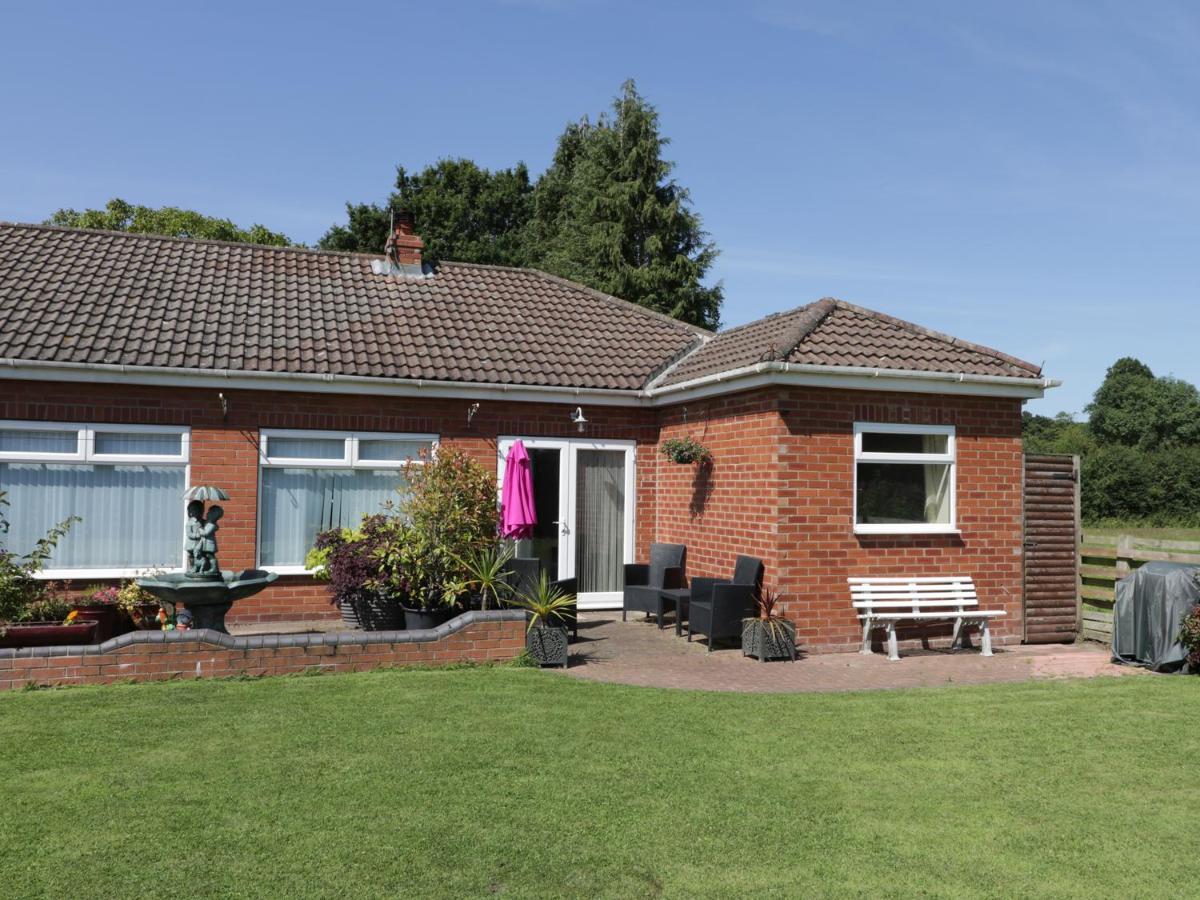 The Bungalow York Exterior photo